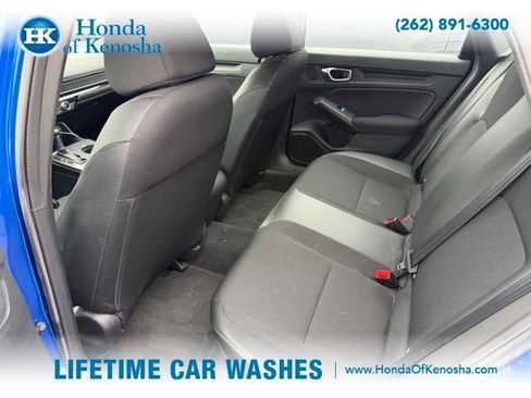Used 2023 Honda Civic Sport image 7
