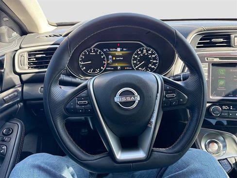 Used 2023 Nissan Maxima Platinum w/ Sport Mat Group image 11
