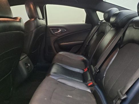 Used 2015 Chrysler 200 S w/ Comfort Group image 18