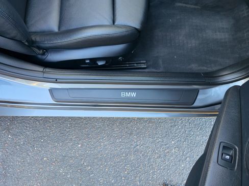 Used 2009 BMW Z4 sDrive30i image 25