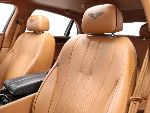 Used 2015 Bentley Flying Spur V8 AWD/4WD image 16
