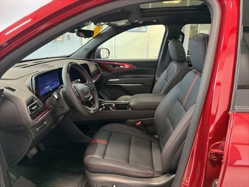 Used 2026 Chevrolet Traverse RS w/ LPO, Floor Liner Package AWD/4WD image 16