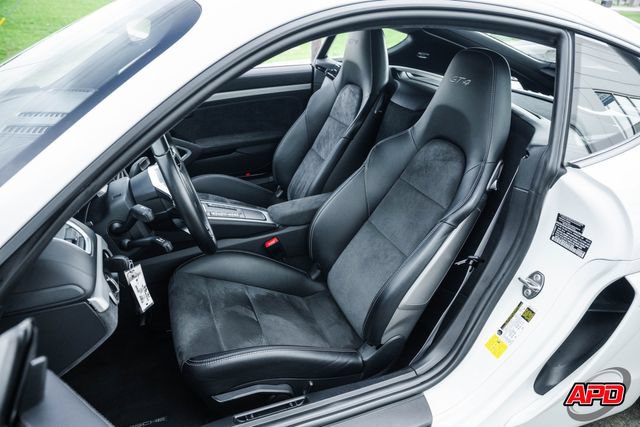 Used 2016 Porsche Cayman GT4 RWD image 5