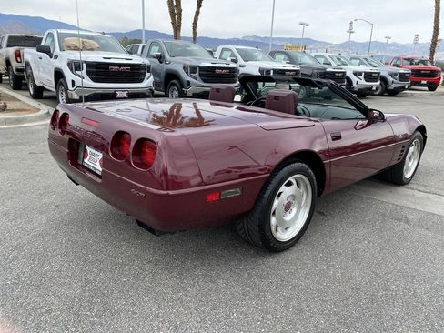 Used 1993 Chevrolet Corvette Convertible image 33