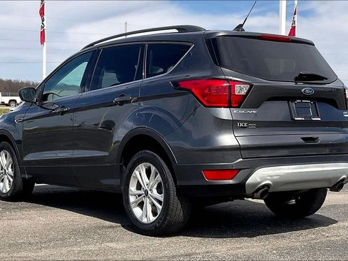 Used 2019 Ford Escape SEL image 4