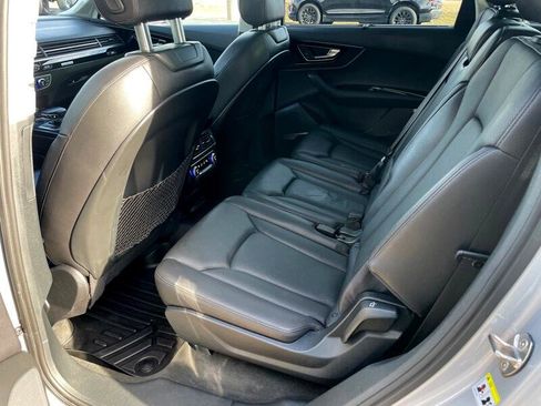 Used 2017 Audi Q7 3.0T Premium Plus w/ Premium Plus Package image 11