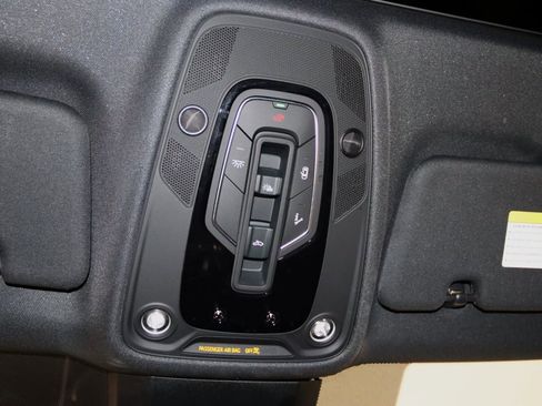 Used 2023 Audi SQ8 Prestige image 56