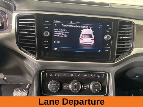 Used 2023 Volkswagen Atlas SE AWD/4WD image 15