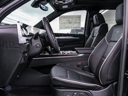 Used 2026 Cadillac Escalade Luxury image 20
