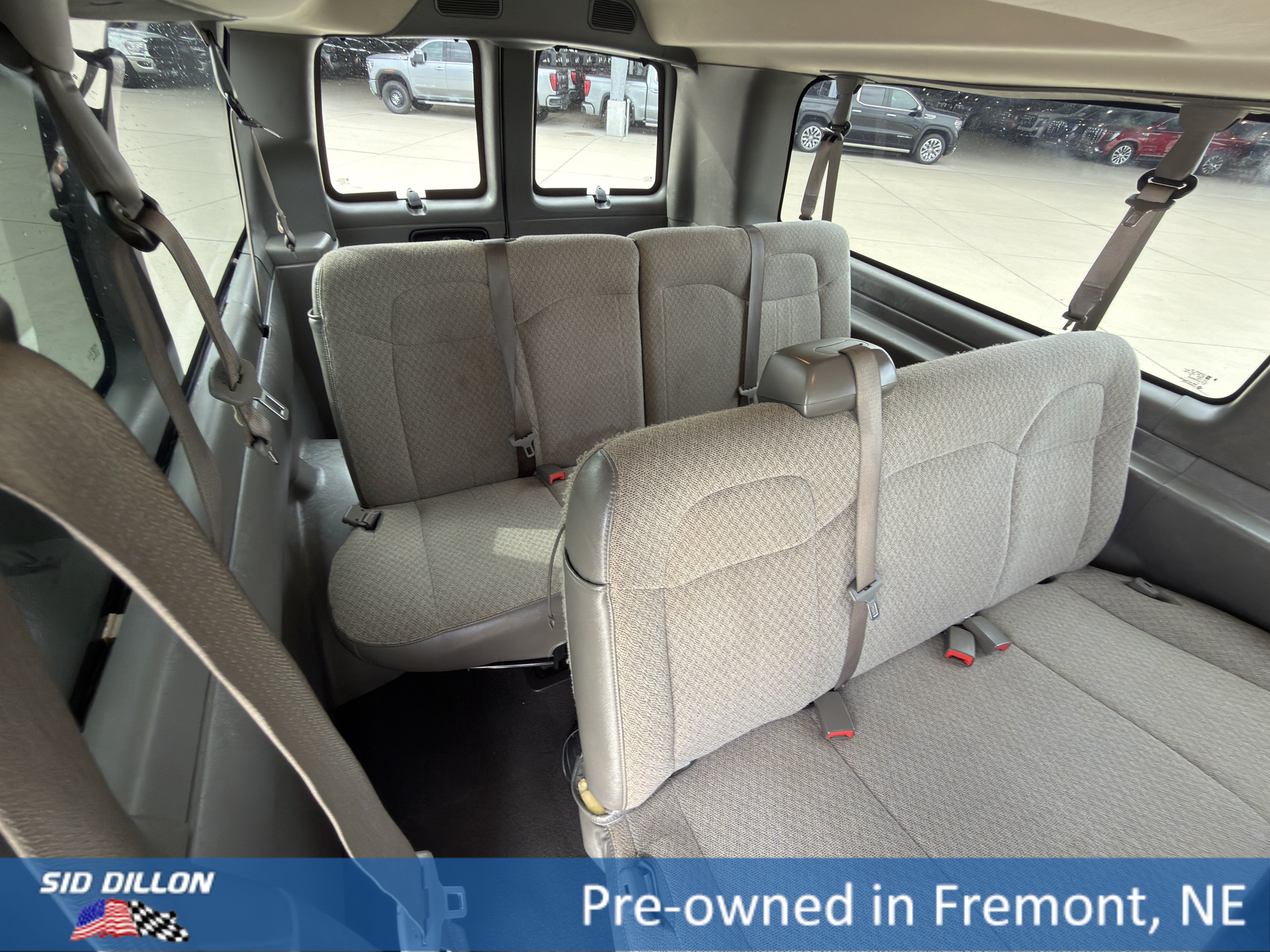 Certified 2024 Chevrolet Express 3500 LT w/ LT Preferred Equipment Group RWD image 18