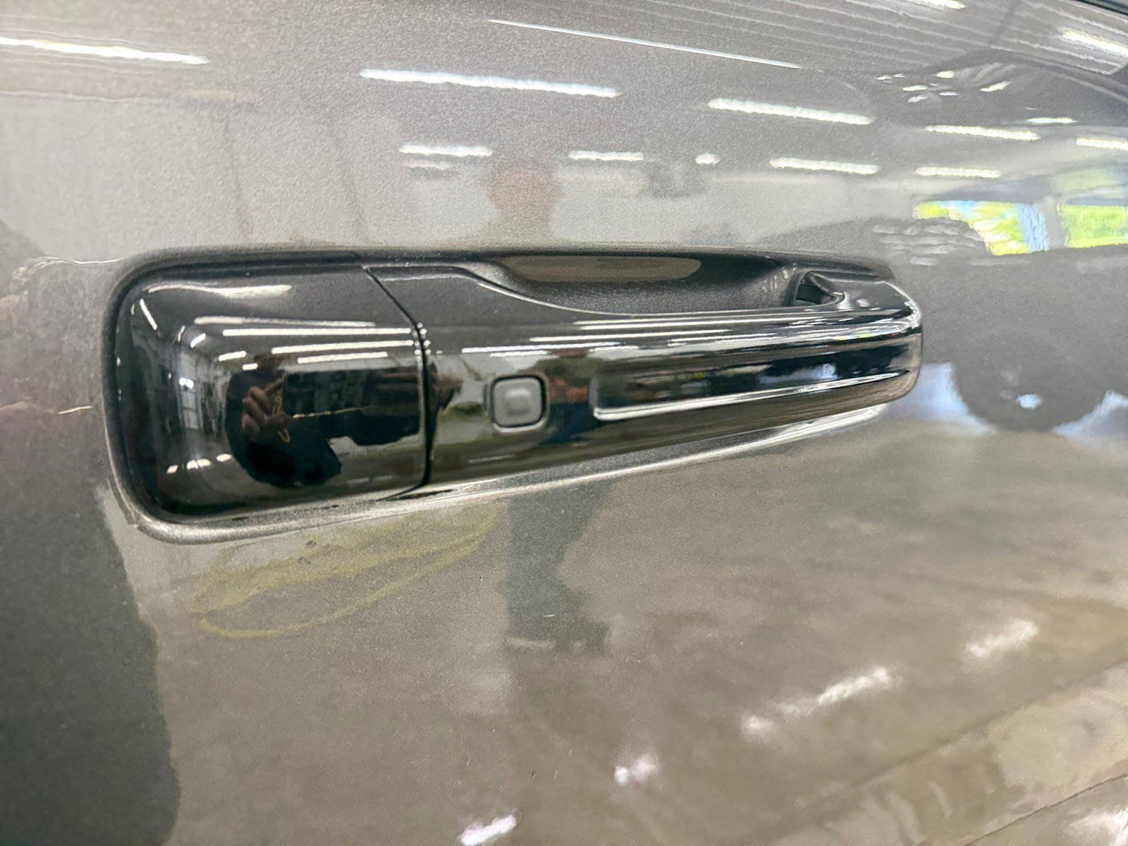 Used 2024 RAM 1500 Laramie AWD/4WD image 30