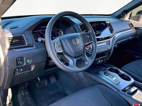 Used 2021 Honda Passport Sport image 14