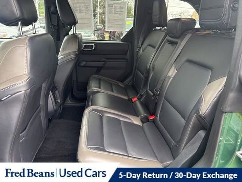 Used 2025 Ford Bronco Outer Banks AWD/4WD image 15