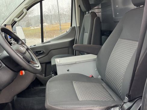 Used 2020 Ford Transit 250 Low Roof AWD image 12
