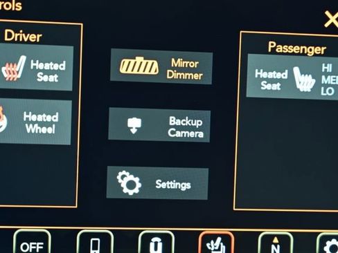 Used 2020 Jeep Wrangler Unlimited Sahara image 35