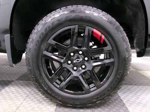 New 2026 Chevrolet Silverado 1500 RST w/ Redline Edition AWD/4WD image 16