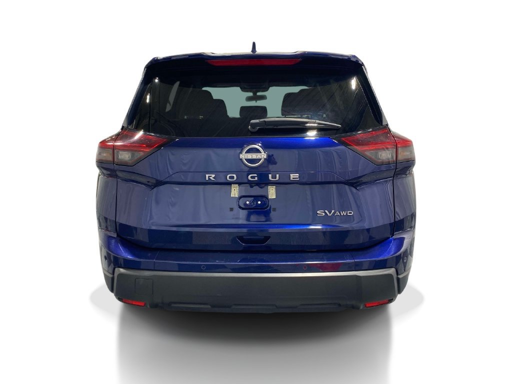 Used 2024 Nissan Rogue SV AWD/4WD image 3
