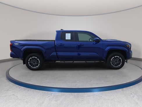 Used 2024 Toyota Tacoma TRD Sport image 4