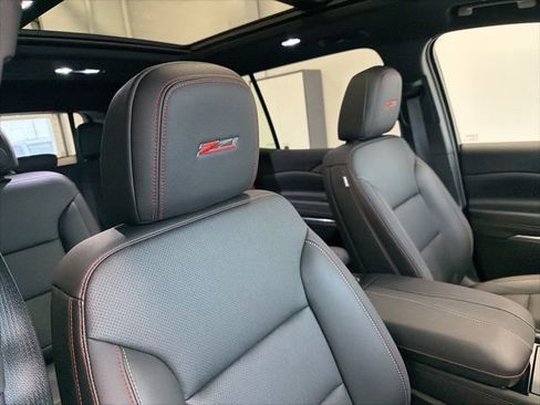 Used 2025 Chevrolet Traverse Z71 w/ Enhanced Driving Package AWD/4WD image 41