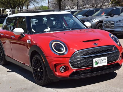 Used 2024 MINI Cooper Clubman S w/ Signature Upholstery Package image 4
