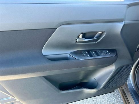 New 2026 Nissan Kicks S image 20