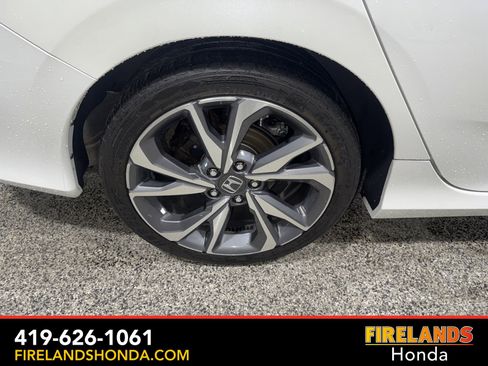 Used 2019 Honda Civic Touring image 36