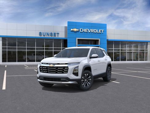 New 2026 Chevrolet Equinox LT image 8