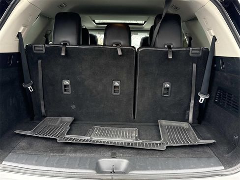 Certified 2022 Nissan Pathfinder SL w/ SL Premium Package image 12