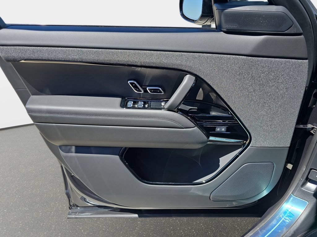 New 2026 Land Rover Range Rover Sport Dynamic SE AWD/4WD image 28
