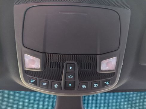 Used 2020 Ford Edge ST-Line image 33