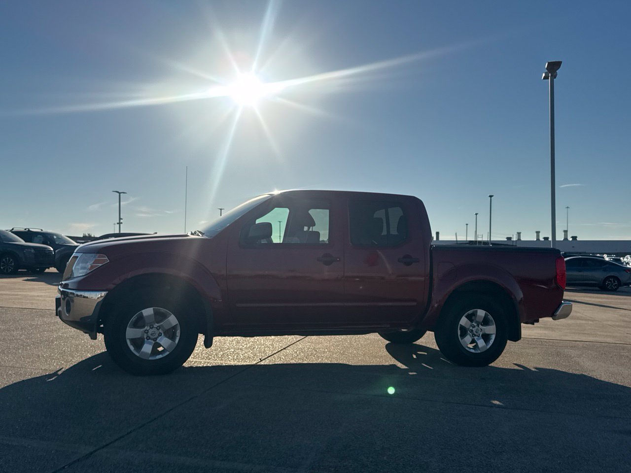 Used 2010 Nissan Frontier SE AWD/4WD image 16