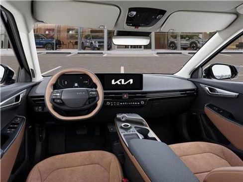 New 2025 Kia EV6 Wind image 41