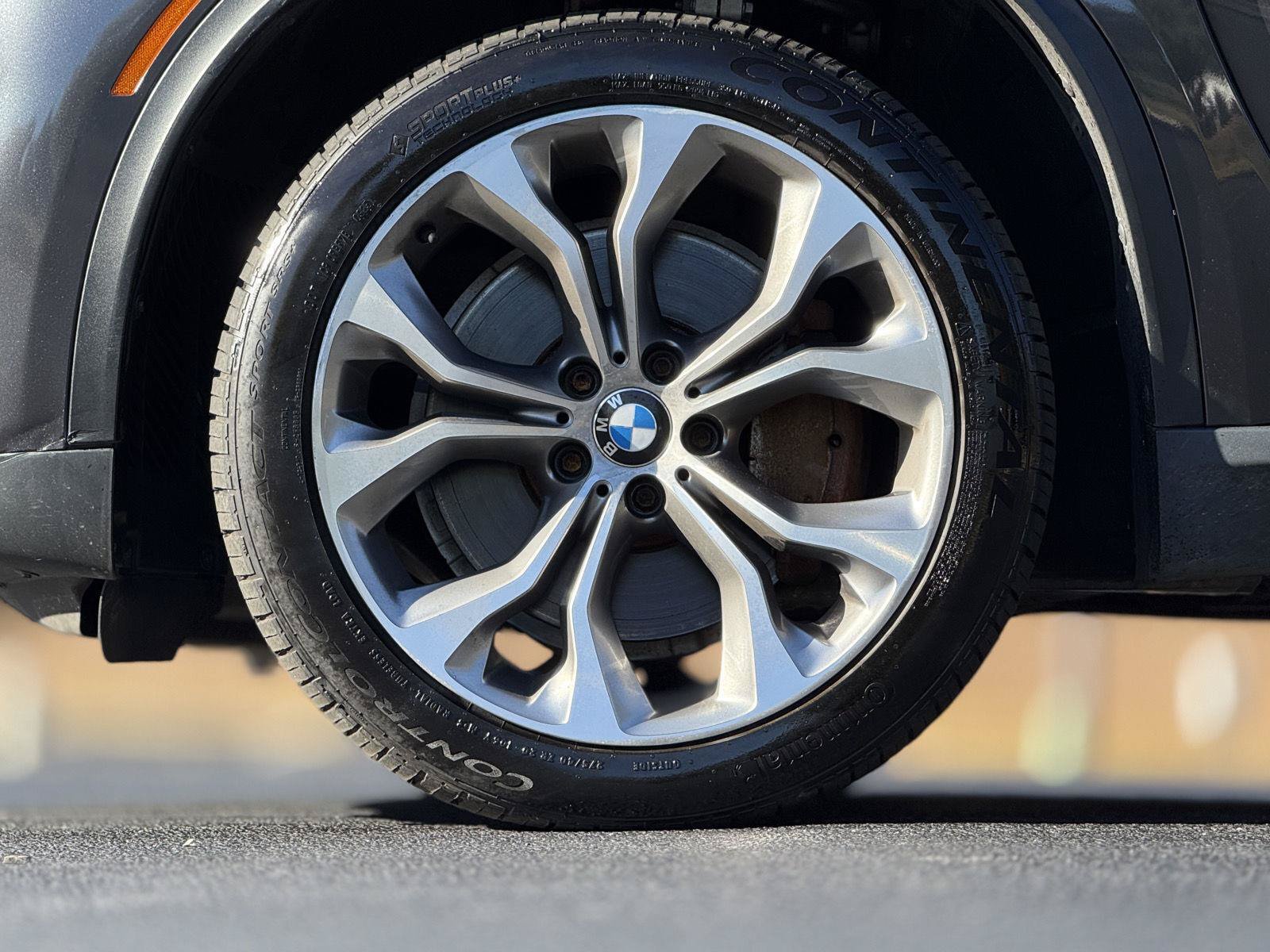 Used 2016 BMW X5 xDrive50i AWD/4WD image 17