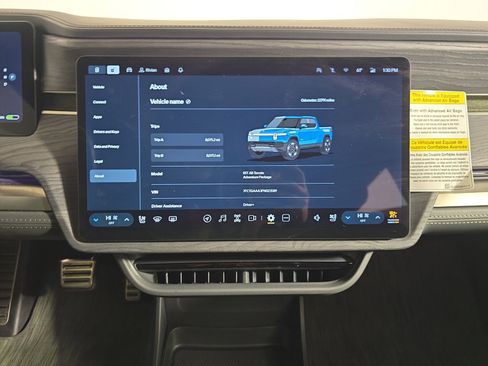 Used 2023 Rivian R1T Adventure image 27