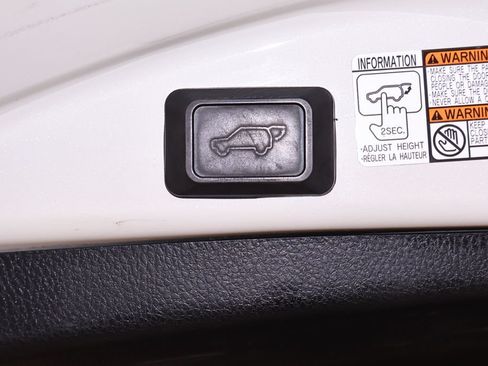Used 2018 Toyota RAV4 Limited w/ All Weather Liner Package AWD/4WD image 38