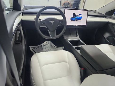 Used 2022 Tesla Model 3 Long Range image 6