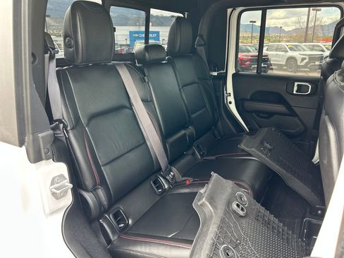 Used 2020 Jeep Gladiator Rubicon w/ Dual Top Group AWD/4WD image 20