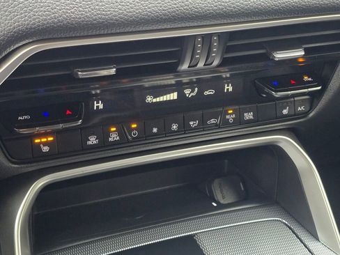 Used 2025 MAZDA CX-70 3.3 Turbo w/ Preferred Package image 36