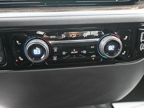 Used 2025 Chevrolet Silverado 1500 LT image 16