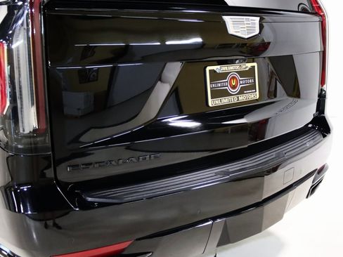 Used 2022 Cadillac Escalade Sport w/ Touring Package image 82