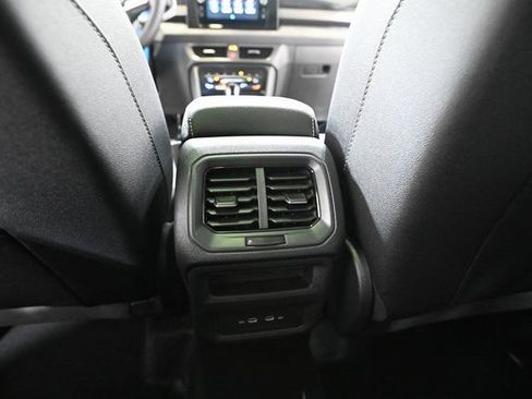 New 2026 Volkswagen Taos SE AWD/4WD image 29