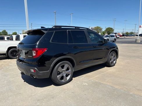 Used 2021 Honda Passport Touring image 3
