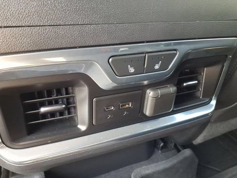 Used 2019 Chevrolet Silverado 1500 LTZ w/ LTZ Premium Package AWD/4WD image 19