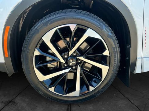 Used 2024 Mitsubishi Outlander Ralliart AWD/4WD image 15