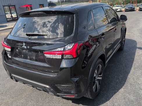 Used 2020 Mitsubishi Outlander Sport Black Edition image 8