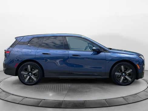 Used 2024 BMW iX xDrive50 w/ Premium Package AWD/4WD image 8