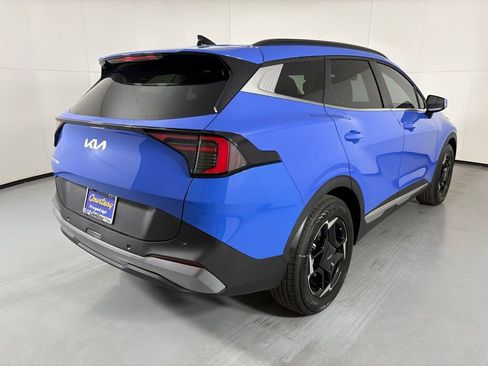 New 2026 Kia Sportage EX FWD image 8