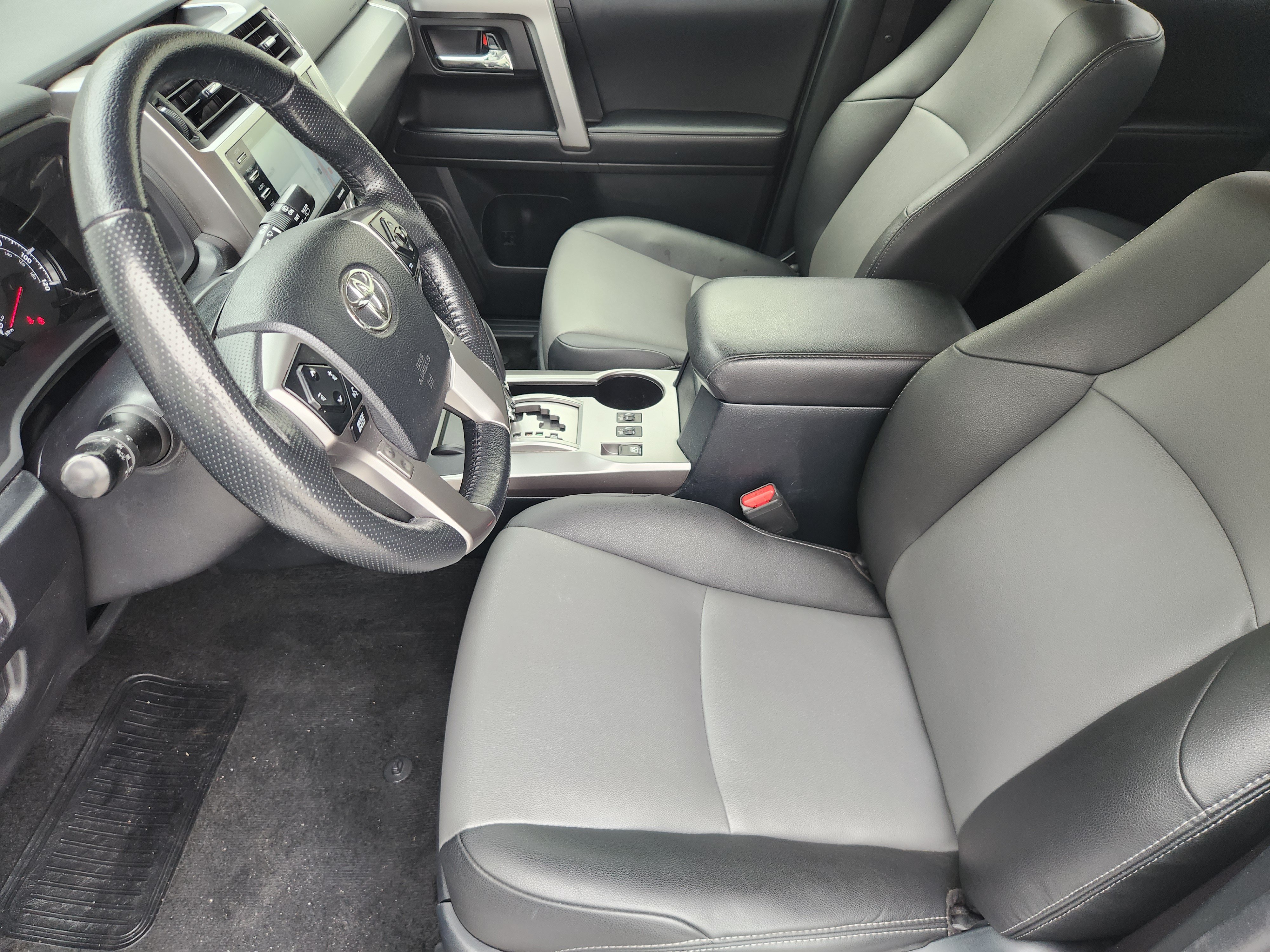 Used 2024 Toyota 4Runner SR5 Premium AWD/4WD image 15
