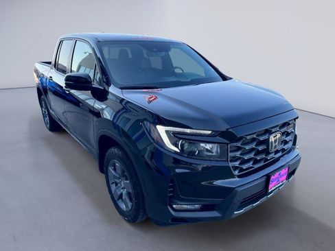 Certified 2025 Honda Ridgeline TrailSport image 4