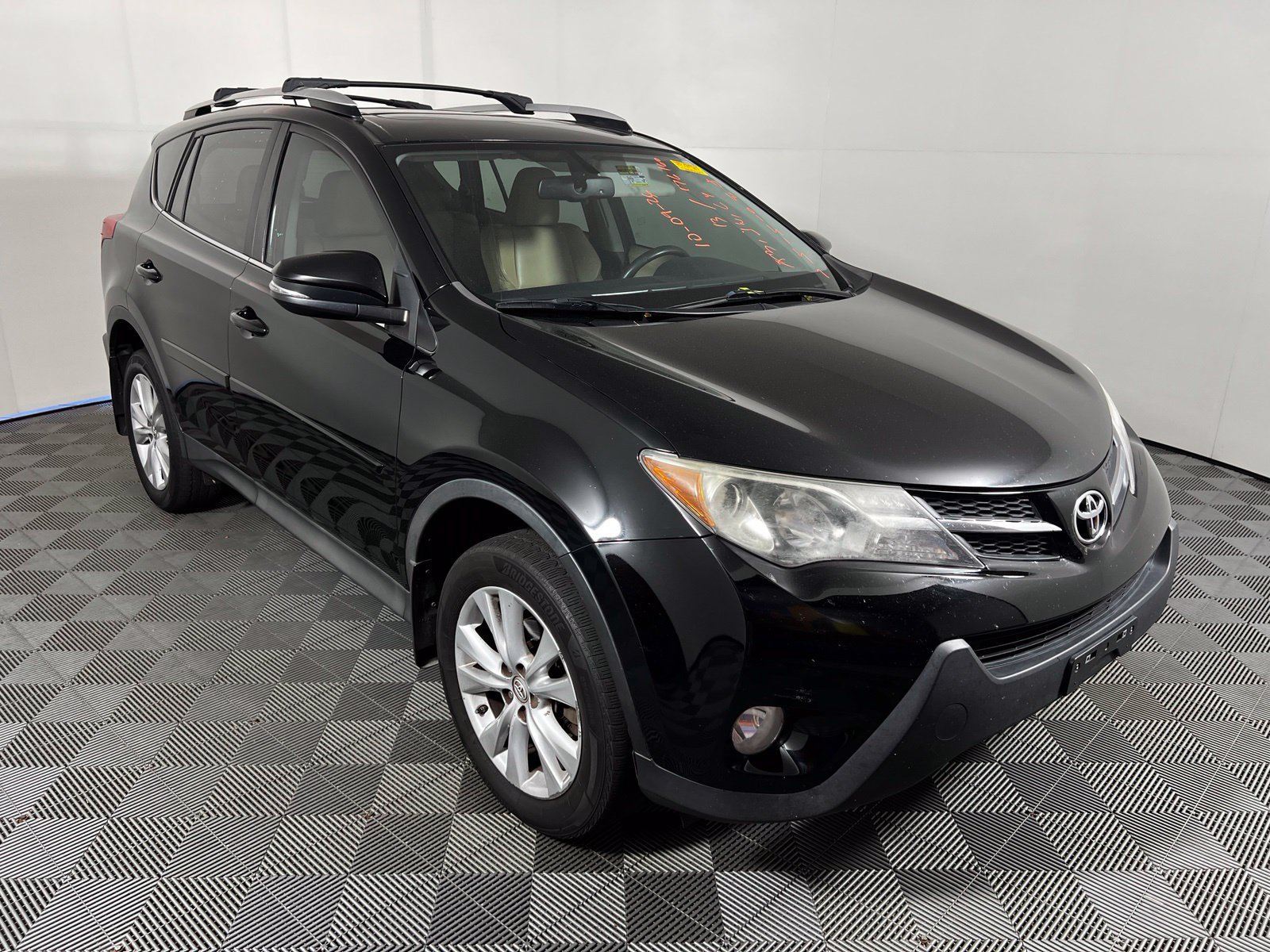 Used 2013 Toyota RAV4 Limited AWD/4WD image 3